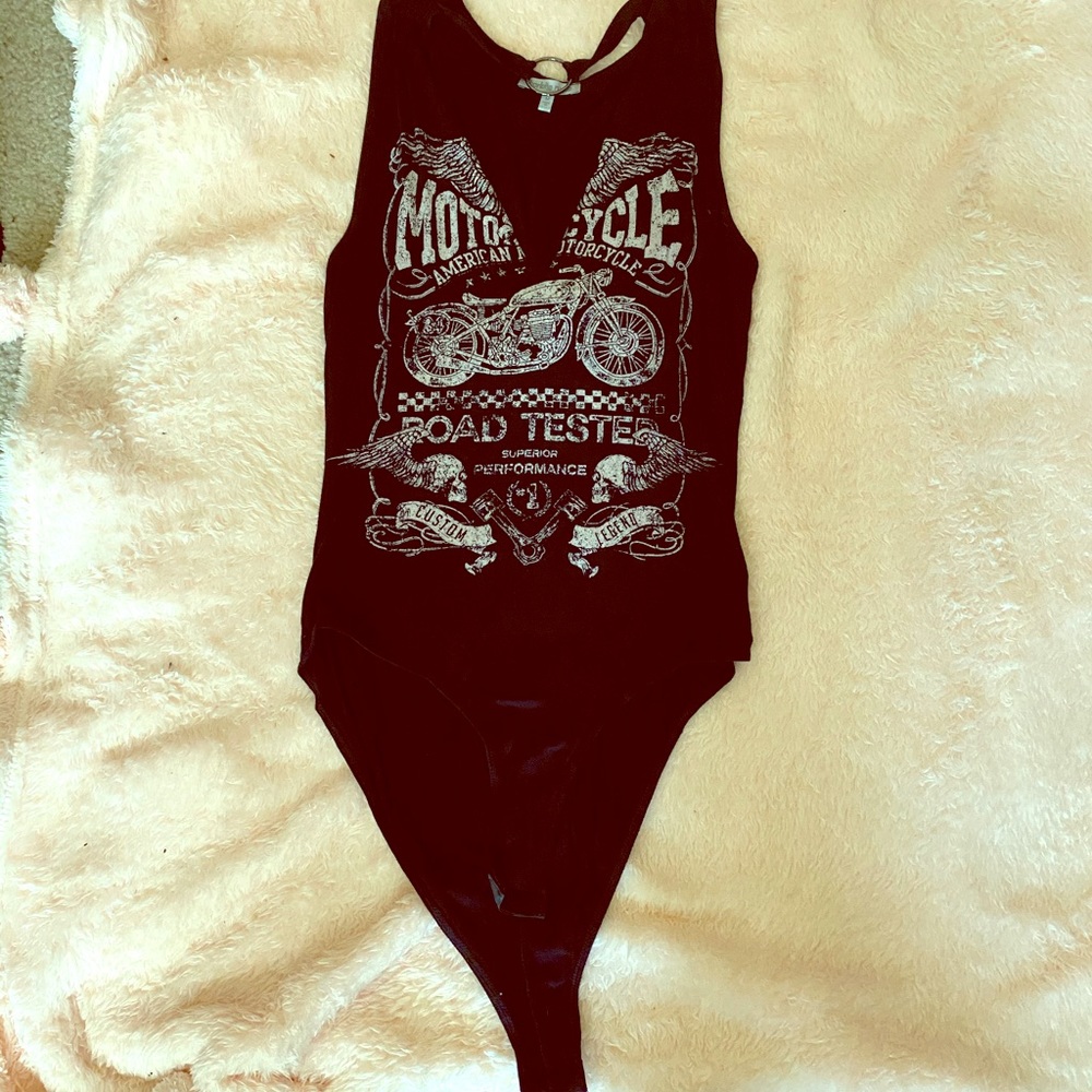 New/used women’s fashionable apparel ! ❤️